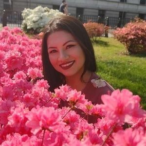 Meet your Posher, Biviana patricia